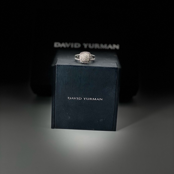 David Yurman Albion Ring with Diamonds - Picture 2 of 13